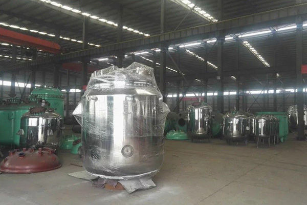 雙層玻璃反應釜注意事項 雙層玻璃反應釜注意事項